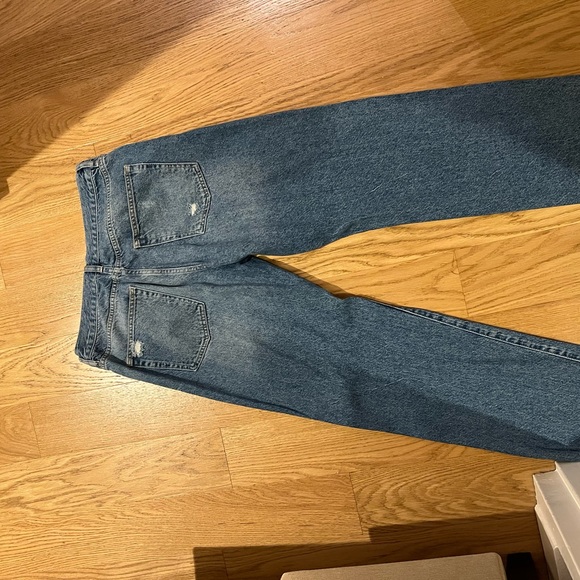 free people distressed jeans - Picture 2 of 3